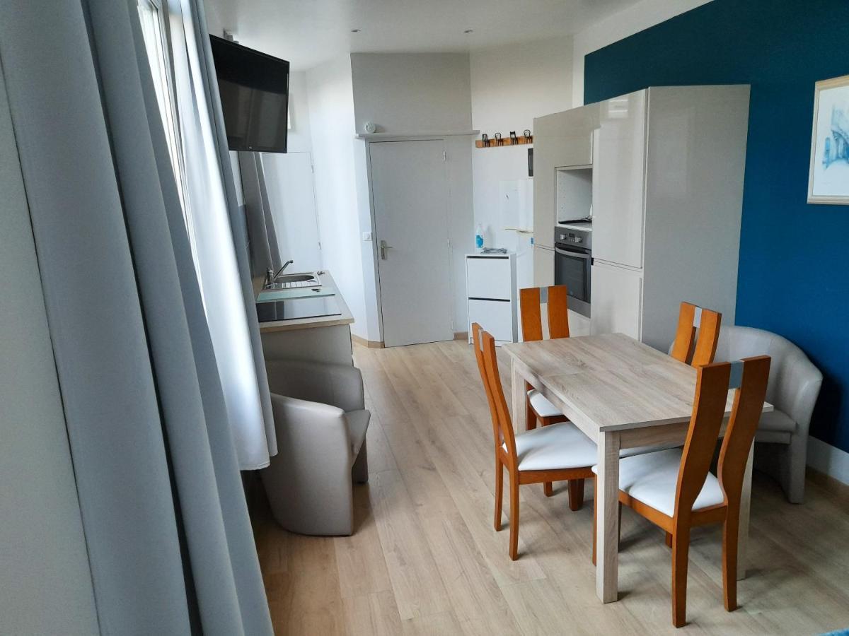 Appartement Ensoleille Et Calme A Saint Quay Portrieux 35 M² Parking Esterno foto